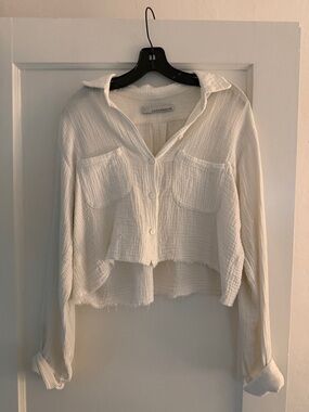 A.L.C. Off-White Cropped Gauze Button-Down Shirt